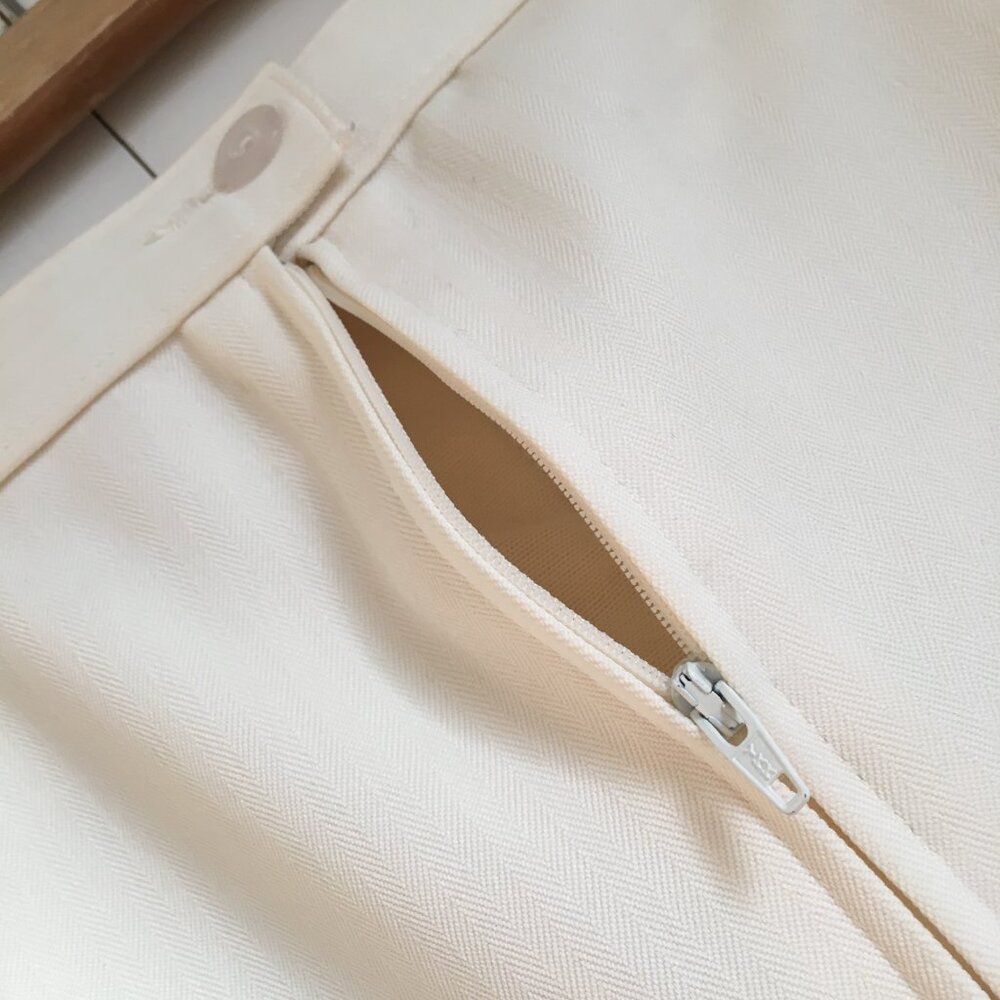 VTG Koret Ivory Kick Pleat Midi Skirt 28W Clean Girl Minimalist Quiet Luxury - Picture 7 of 14
